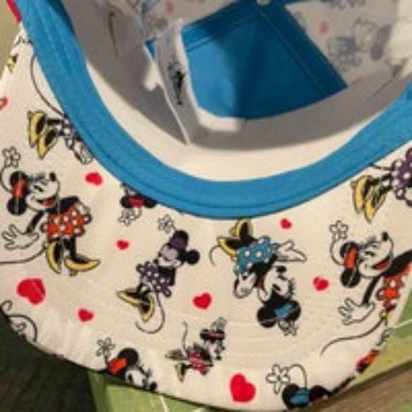 NWT Minnie Mouse Character Colors Hat - Picture 4 of 5